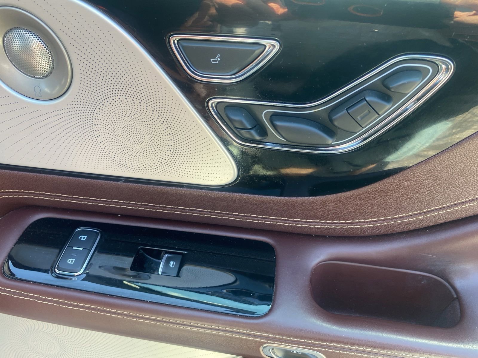 Used 2020 Lincoln Aviator Black Label w/ Dynamic Handling Package AWD/4WD image 28
