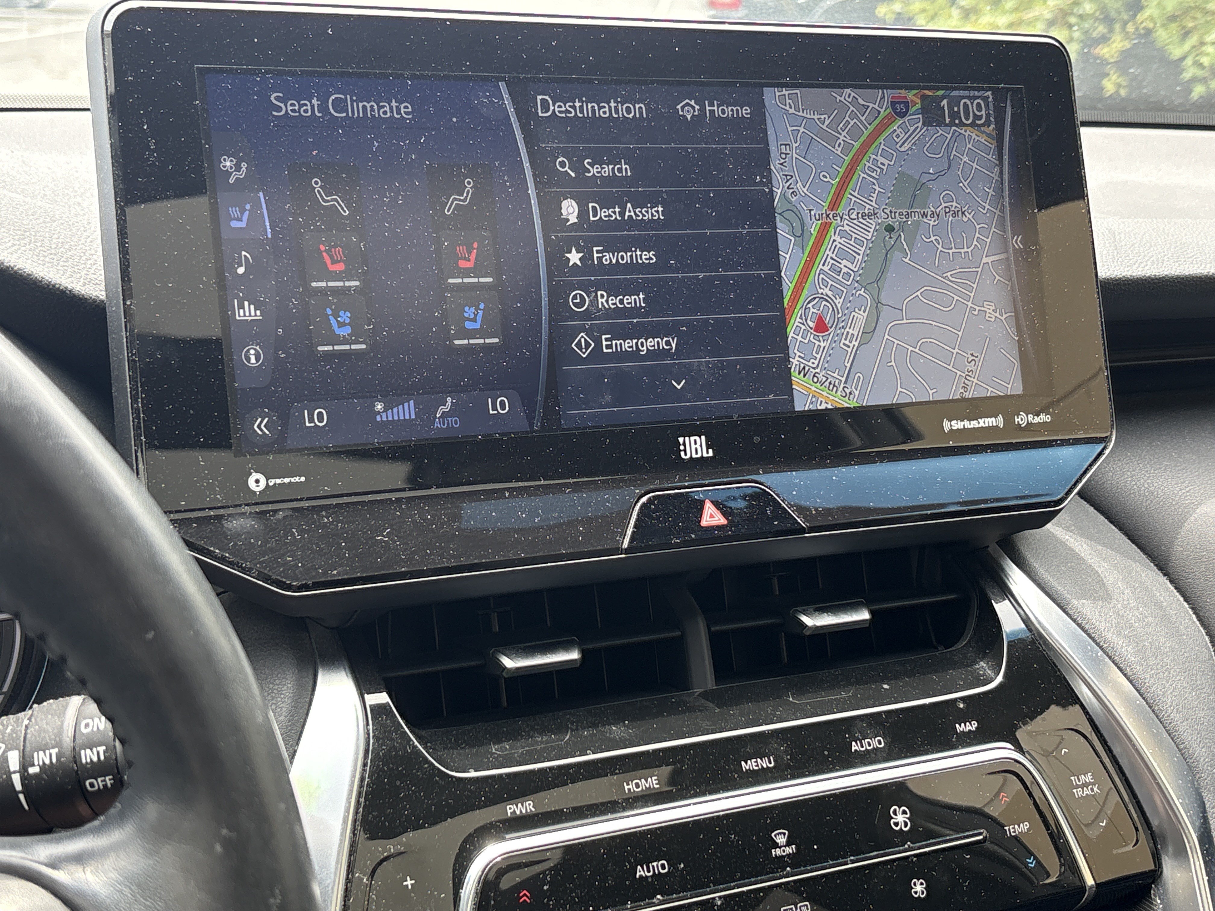 Used 2021 Toyota Venza Limited w/ Carpet Mat Package (TMS) AWD/4WD image 24