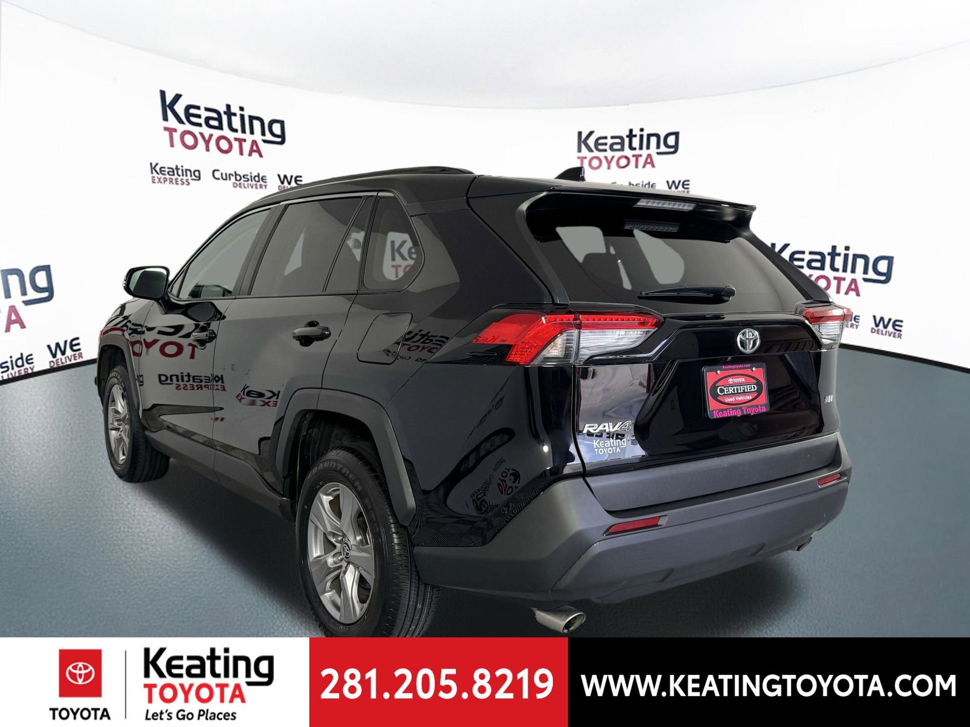 Certified 2025 Toyota RAV4 XLE FWD image 8