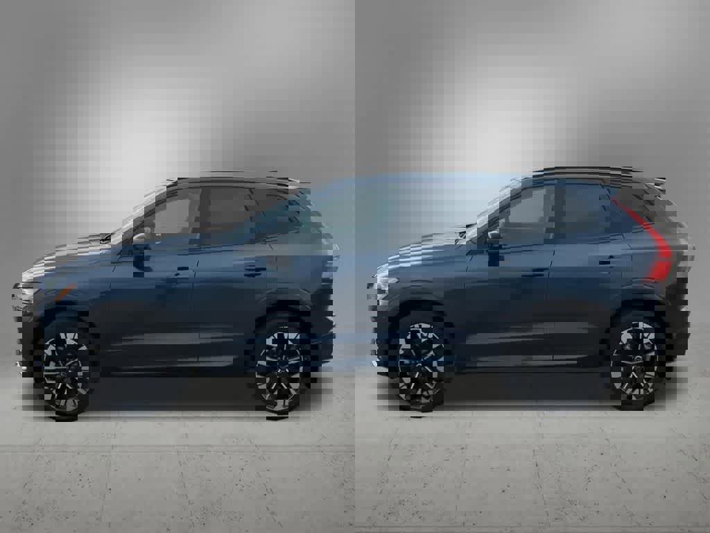 Certified 2026 Volvo XC60 B5 Plus w/ Protection Package Premier image 3