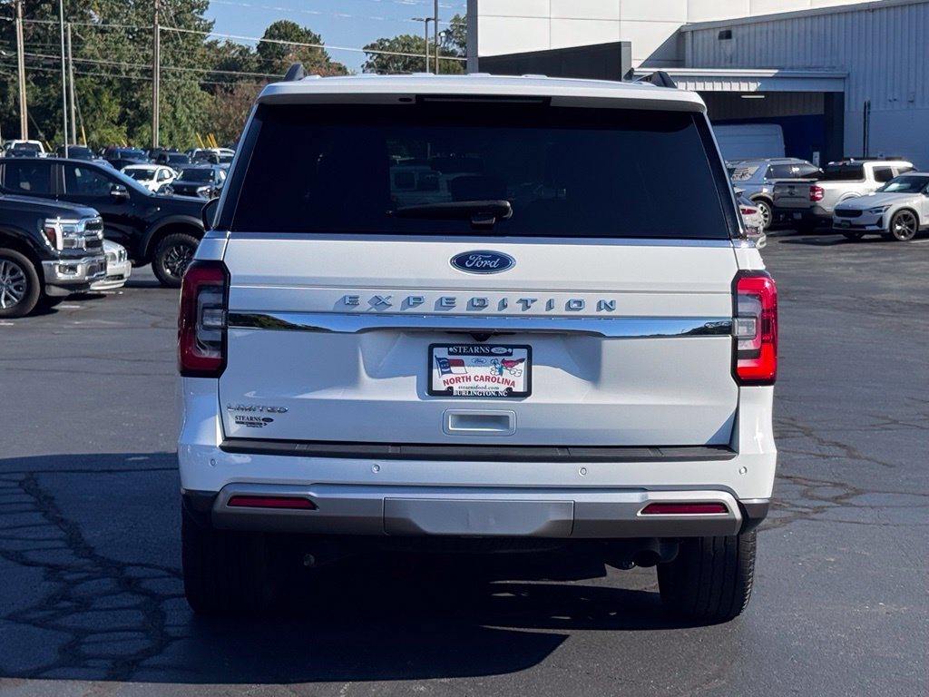 Used 2024 Ford Expedition Limited RWD image 20