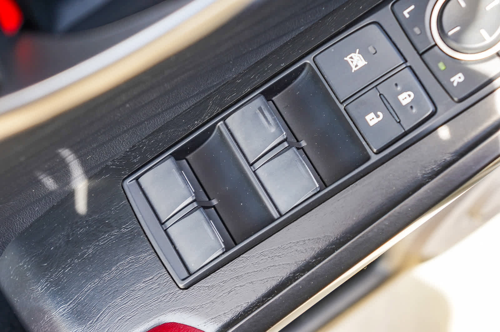 Used 2022 Lexus IS 300 w/ Premium Package RWD image 23
