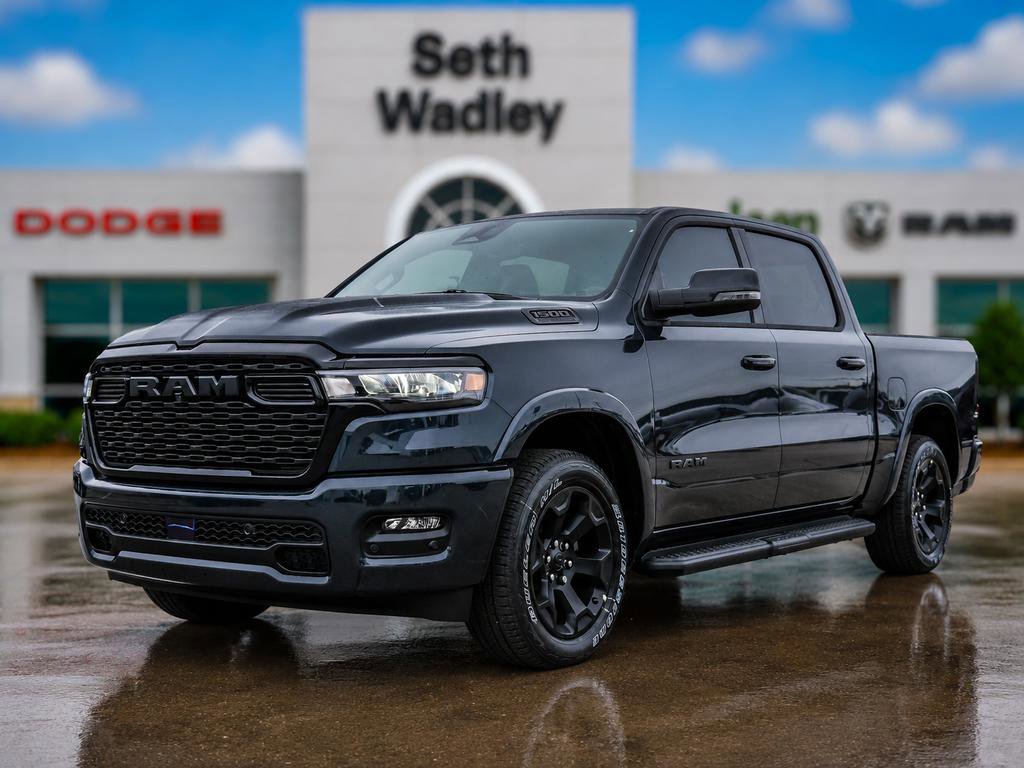 New 2026 RAM 1500 4x4 Crew Cab image 3