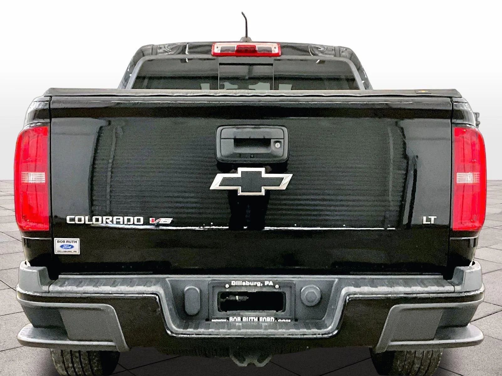 Used 2017 Chevrolet Colorado LT w/ Midnight Edition image 4