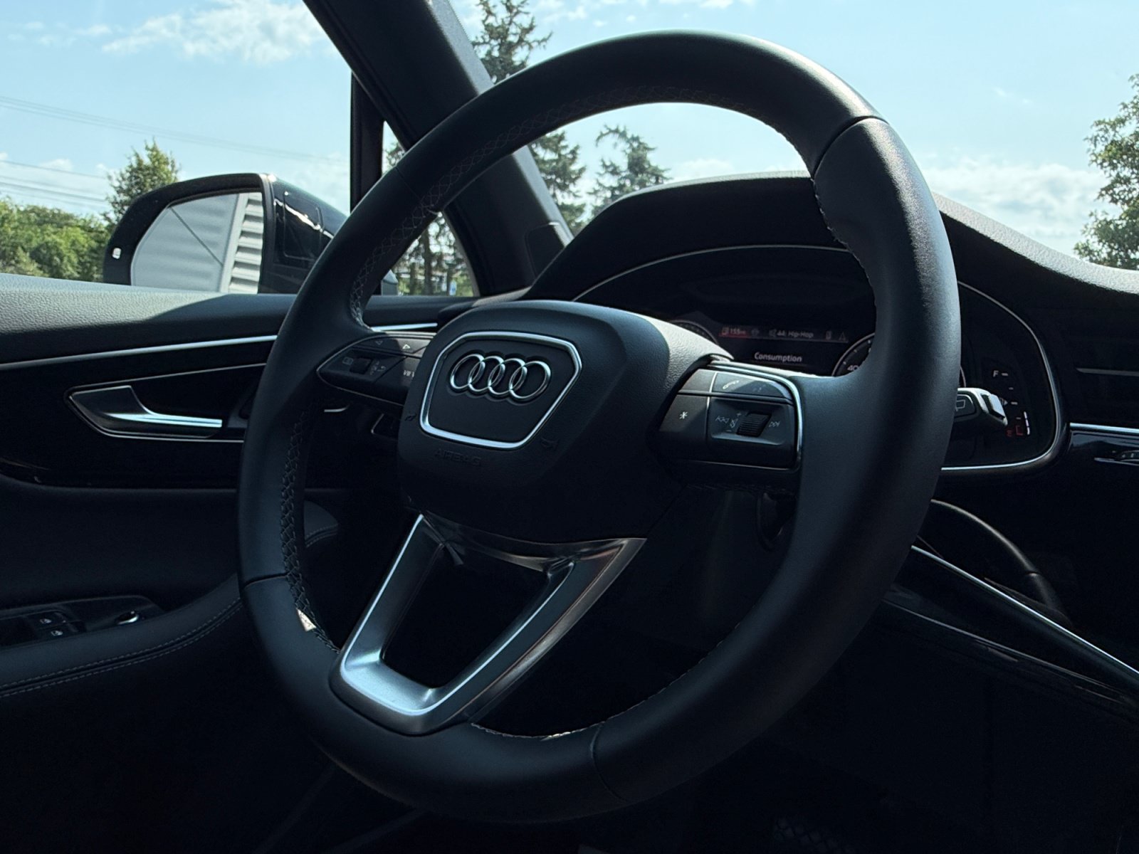 Used 2025 Audi Q7 3.0T Prestige AWD/4WD image 20