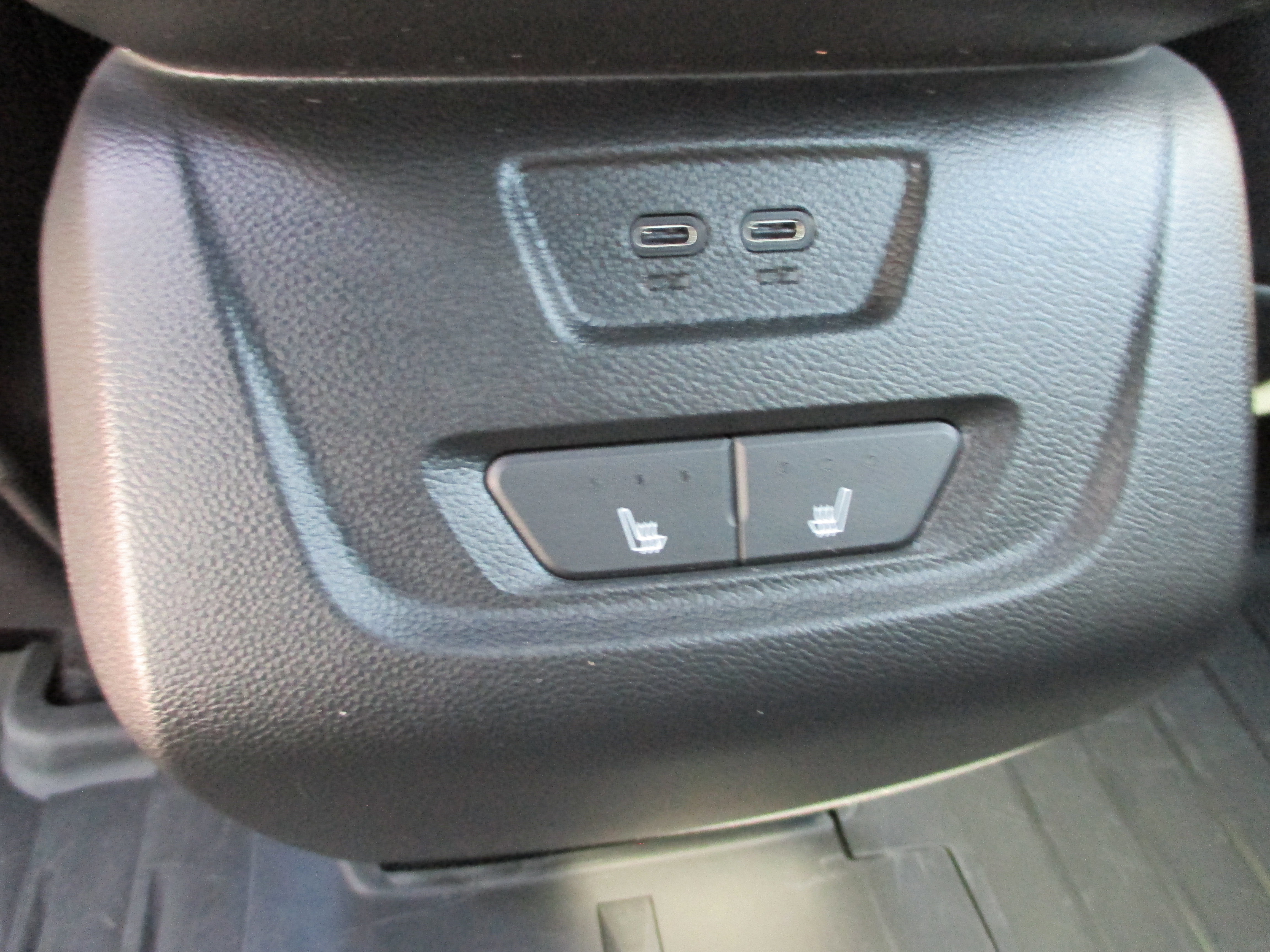 Used 2024 Chevrolet Blazer EV RS image 12