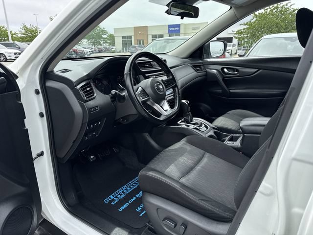 Used 2020 Nissan Rogue SV AWD/4WD image 10