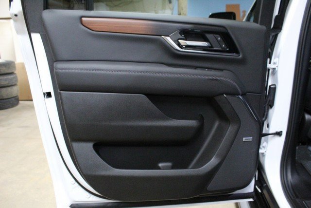 New 2026 GMC Yukon XL Denali image 14