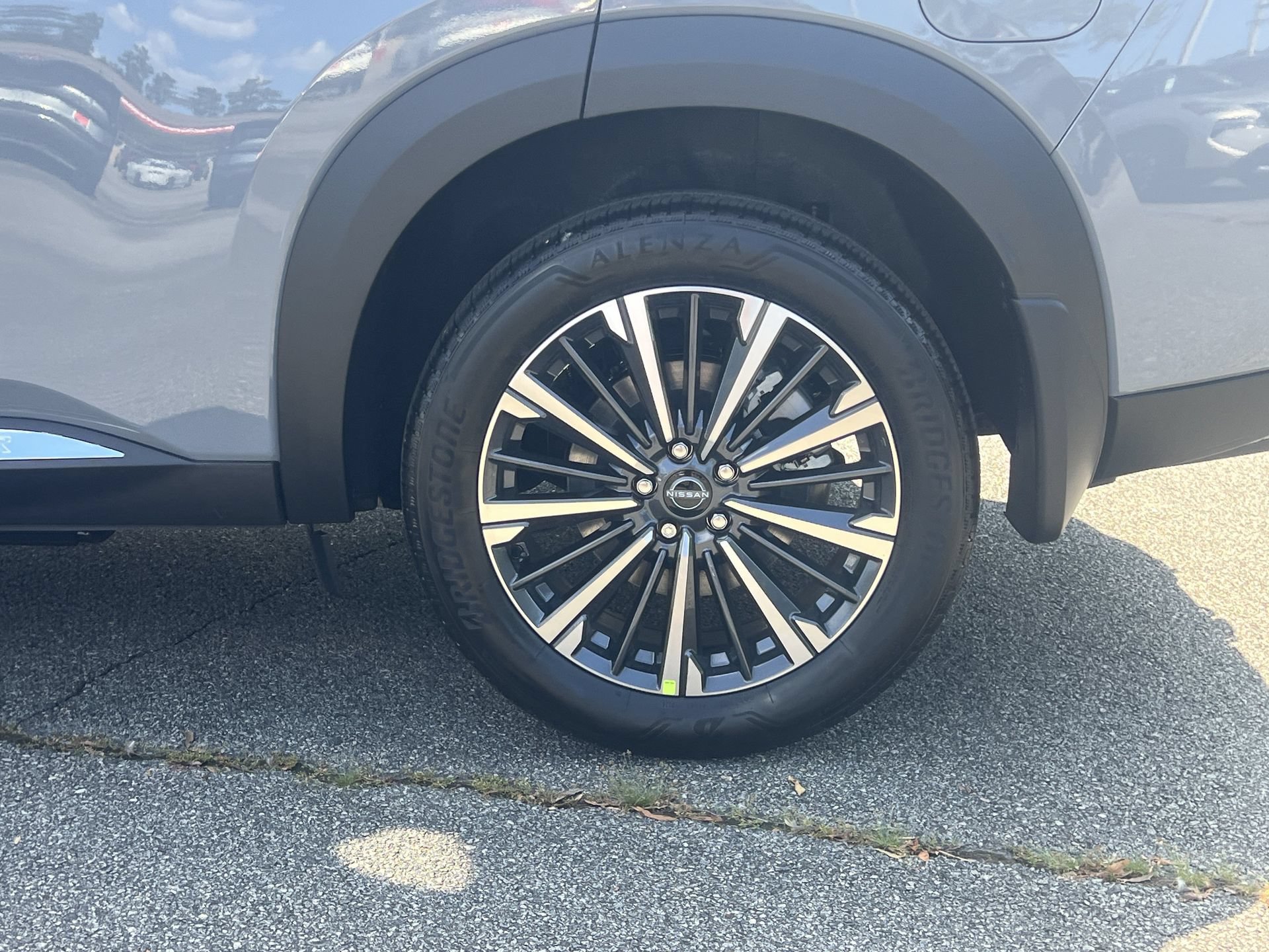 New 2026 Nissan Pathfinder Platinum FWD image 28