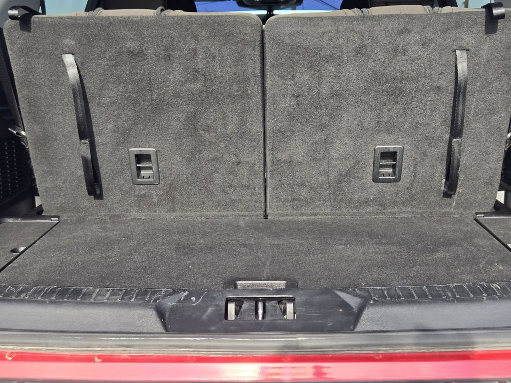 Used 2021 Ford Explorer XLT image 30