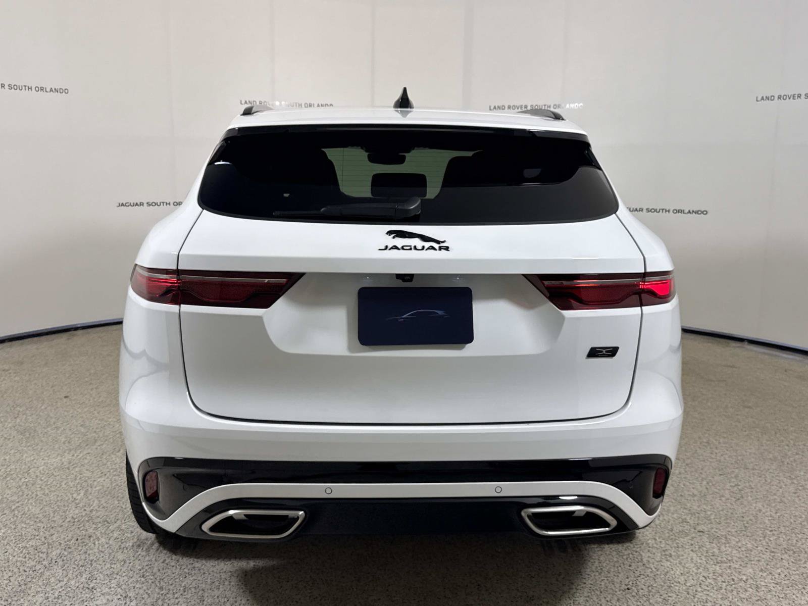 New 2026 Jaguar F-PACE R-Dynamic S AWD/4WD image 4