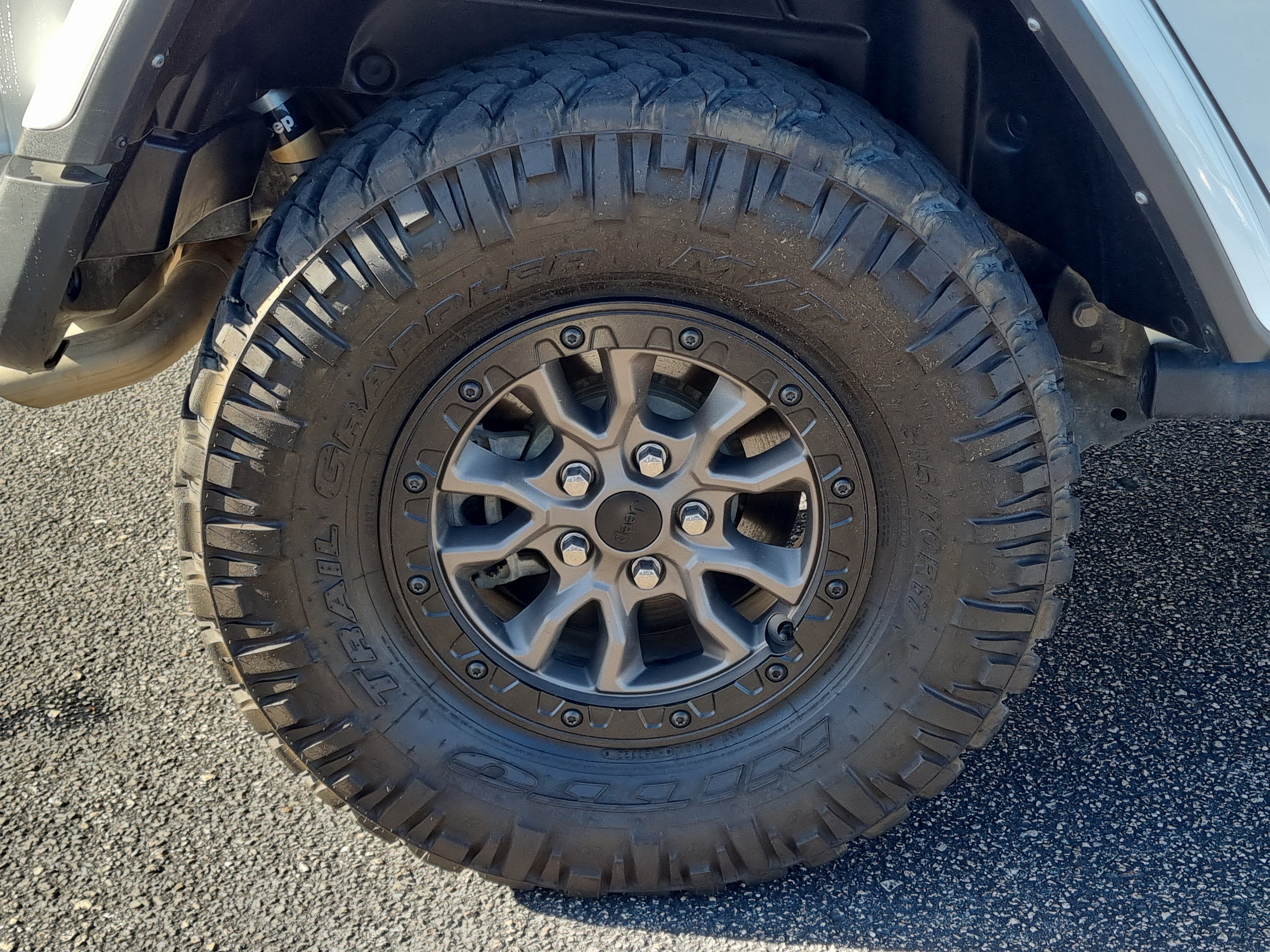 Used 2022 Jeep Wrangler Unlimited Rubicon w/ Trailer Tow Package AWD/4WD image 11