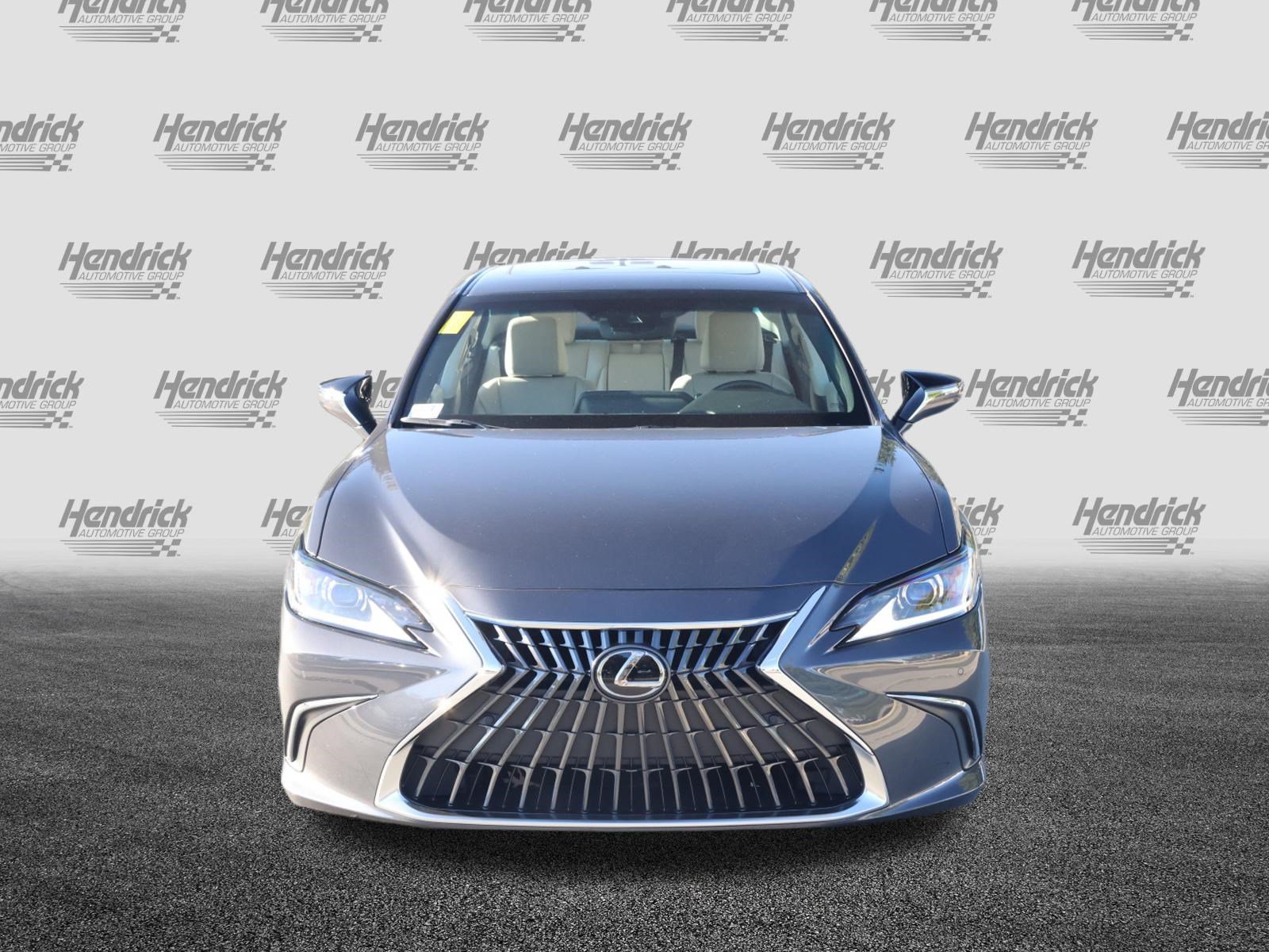 Used 2025 Lexus ES 350 w/ Premium Package FWD image 3