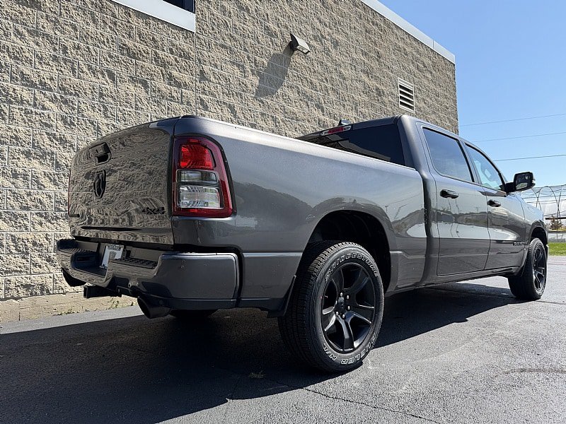 Used 2023 RAM 1500 Big Horn AWD/4WD image 3