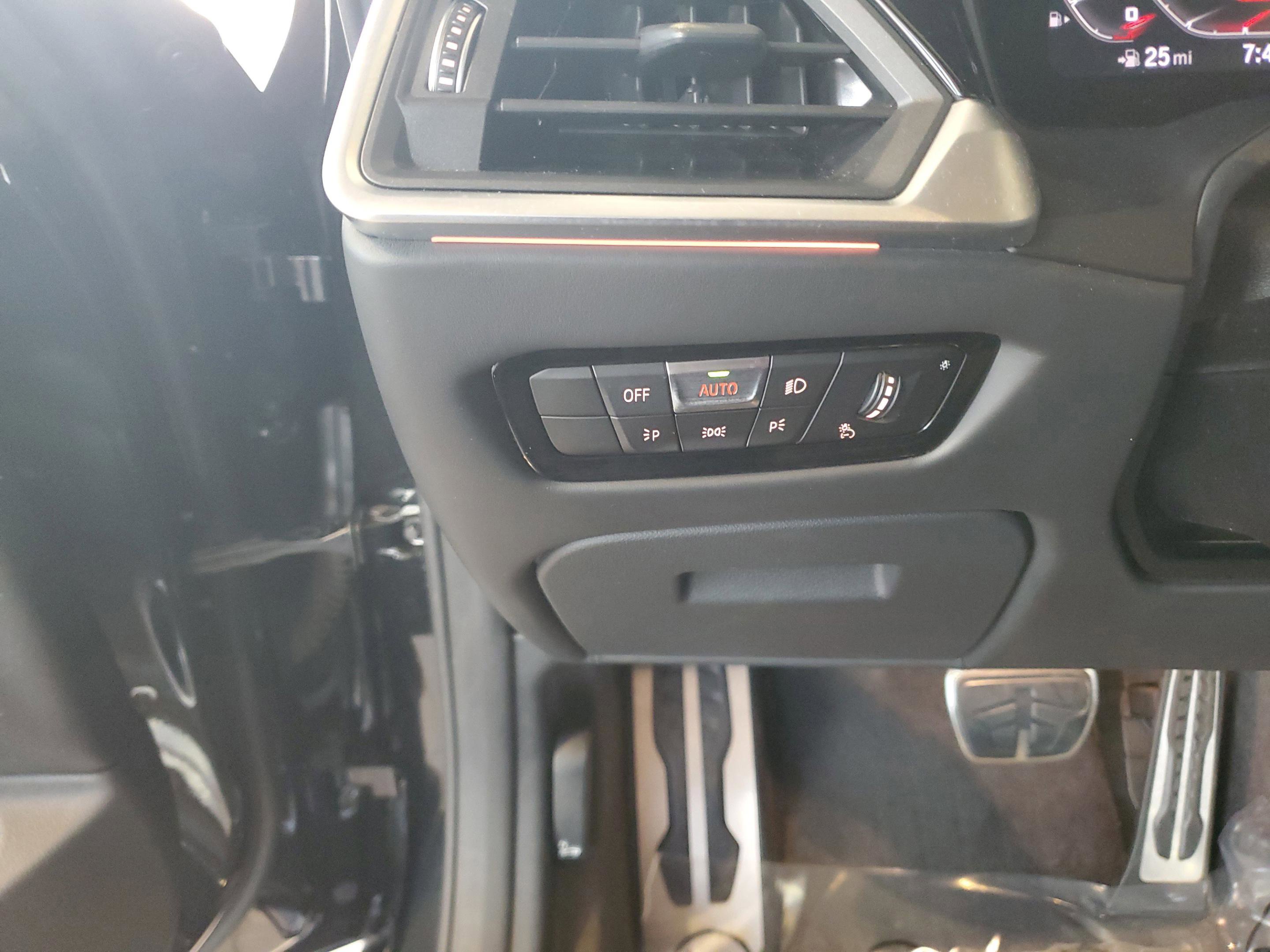 Used 2021 BMW M4 Competition w/ Executive Package image 29