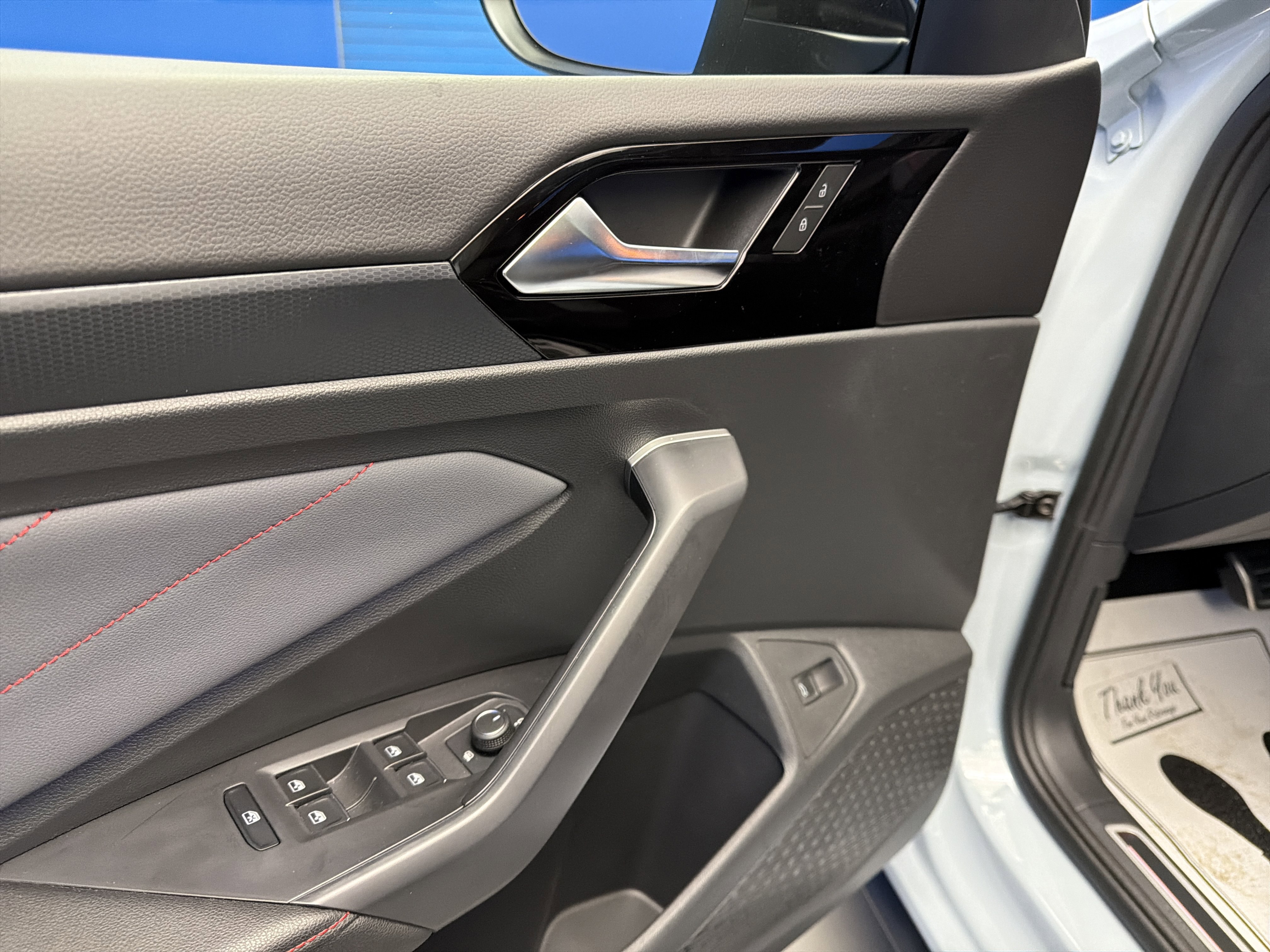 Used 2025 Volkswagen Jetta GLI Autobahn image 11