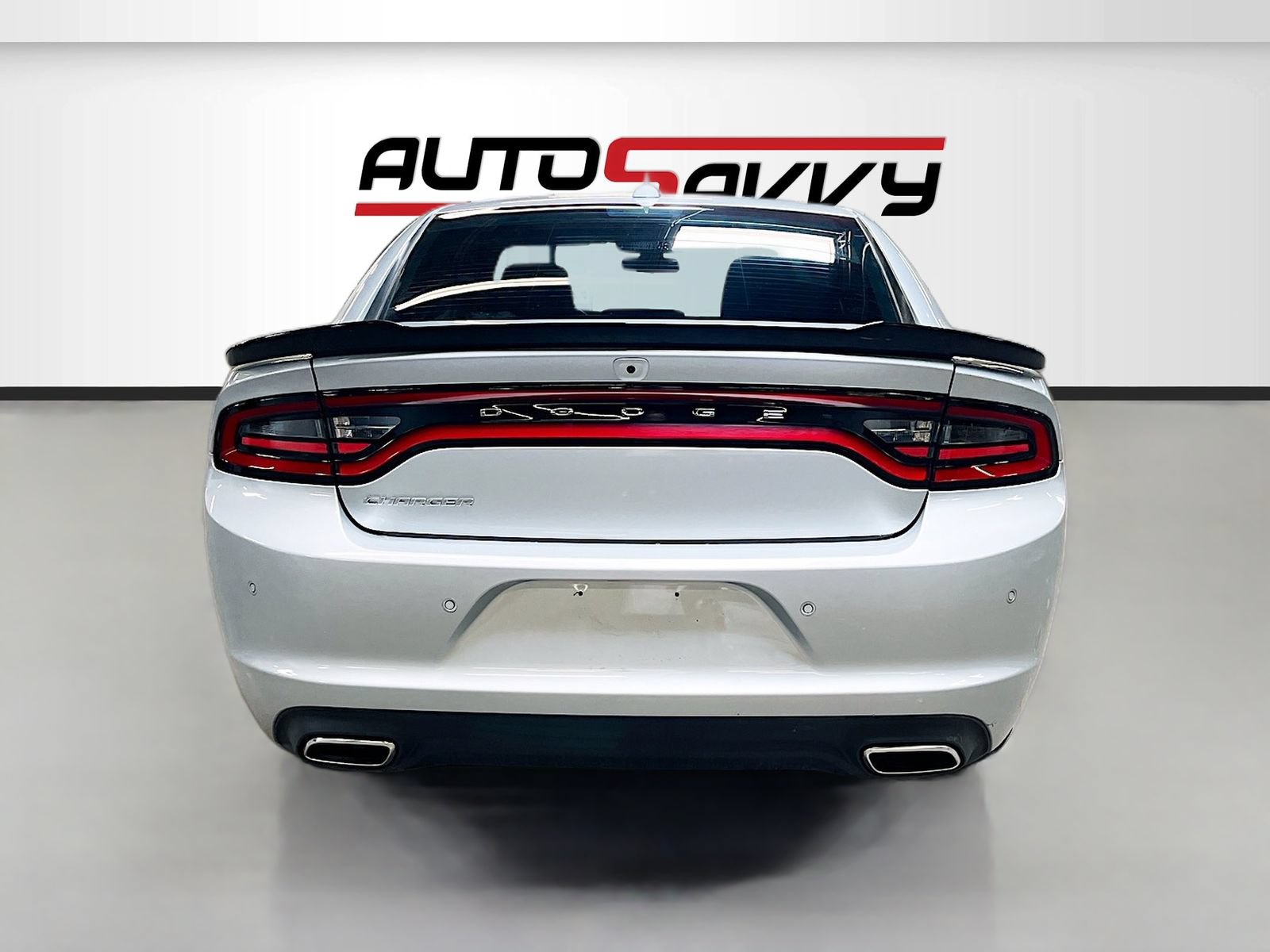 Used 2023 Dodge Charger SXT RWD image 6