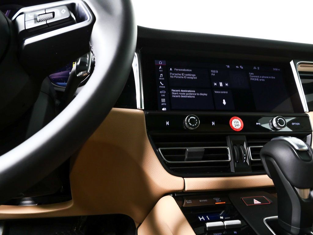 New 2026 Porsche Macan S image 13