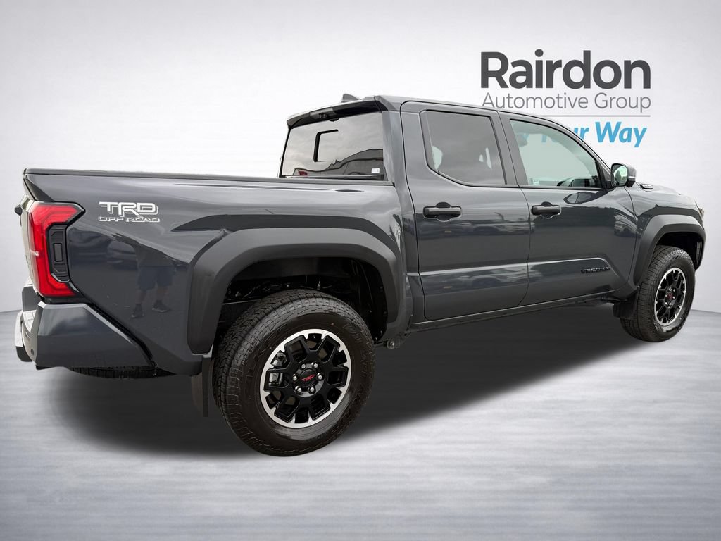 Used 2024 Toyota Tacoma TRD Sport AWD/4WD image 7