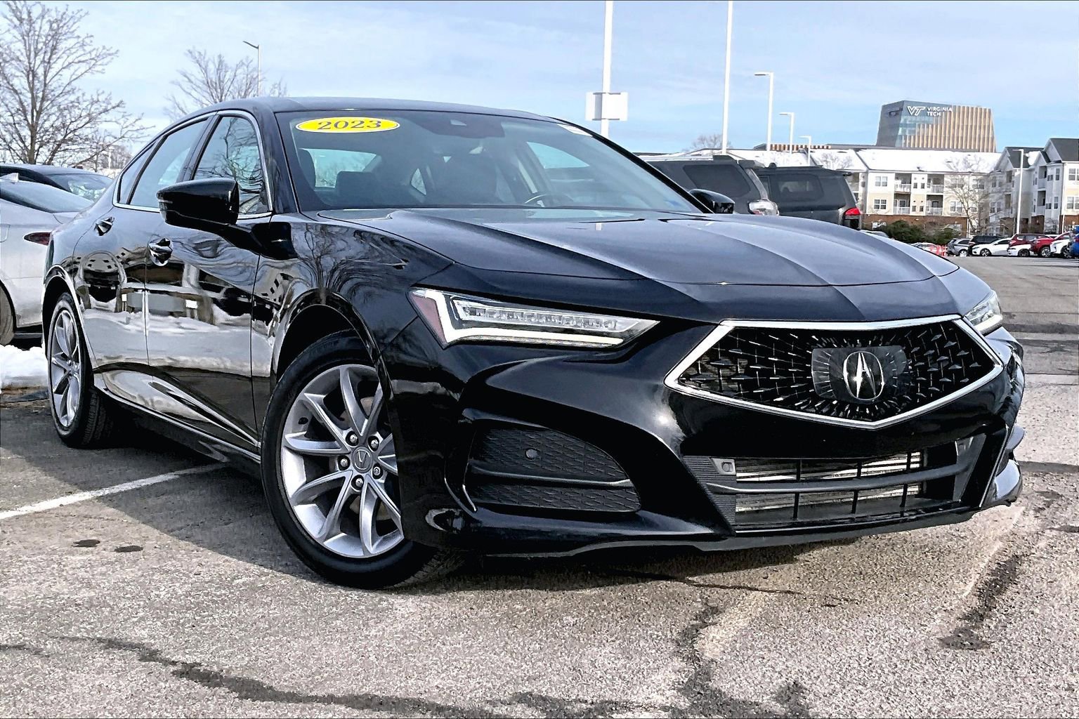 Used 2023 Acura TLX image 2