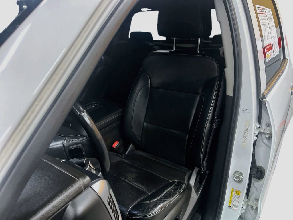 Used 2017 Chevrolet Silverado 1500 LTZ w/ LTZ Plus Package AWD/4WD image 20