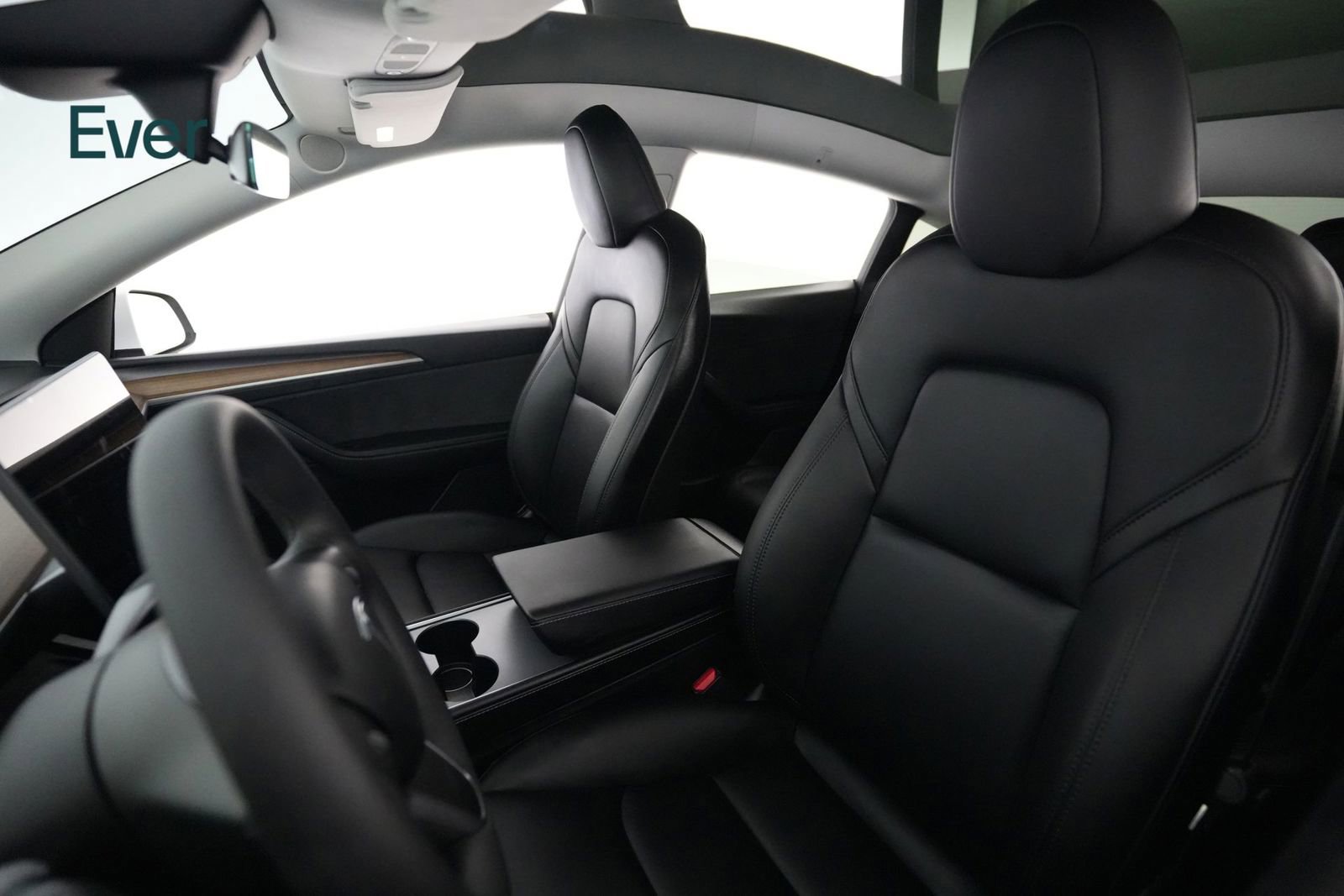 Used 2024 Tesla Model Y Performance AWD/4WD image 4