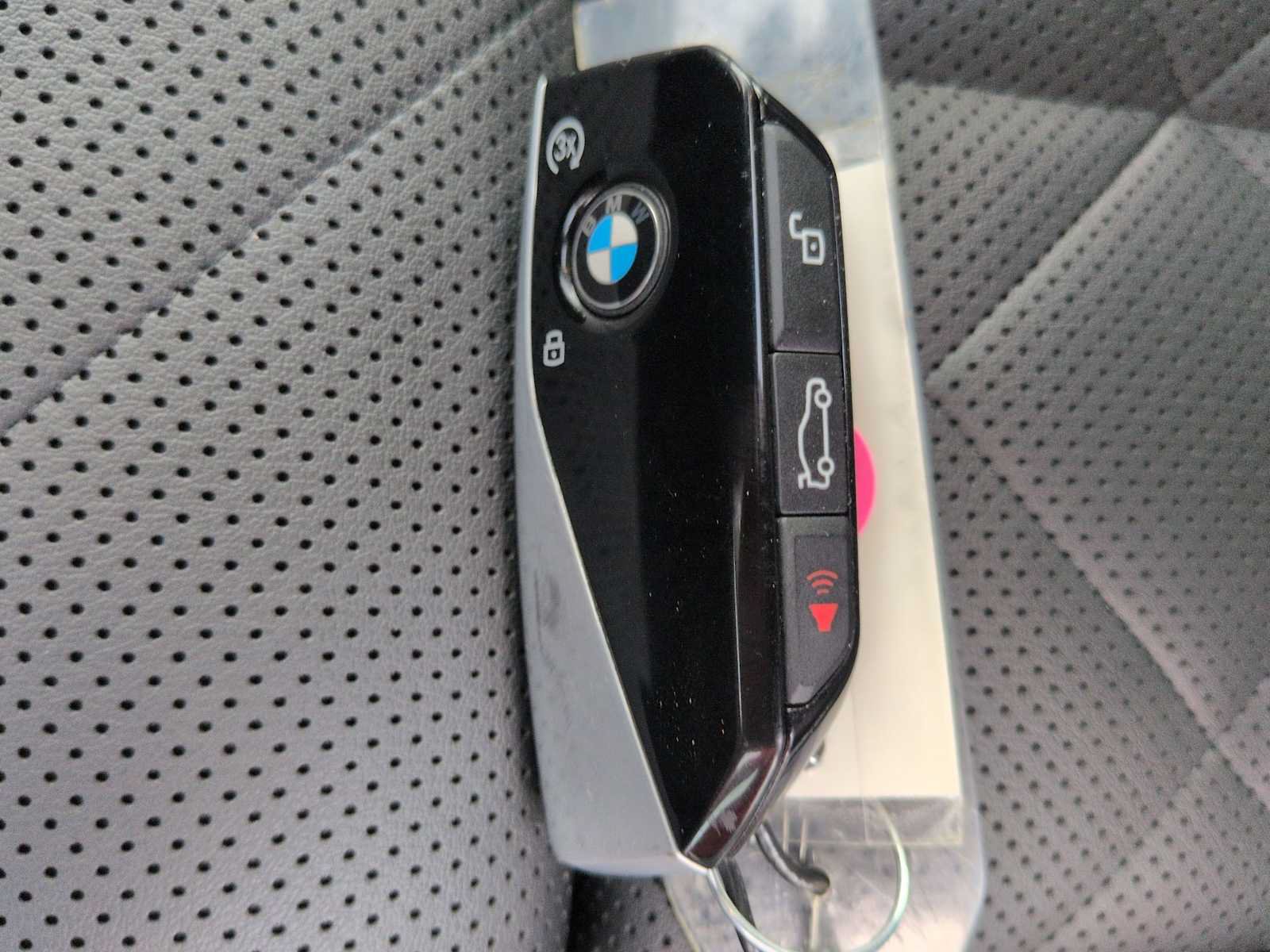 Used 2026 BMW X7 xDrive40i w/ Premium Package AWD/4WD image 37