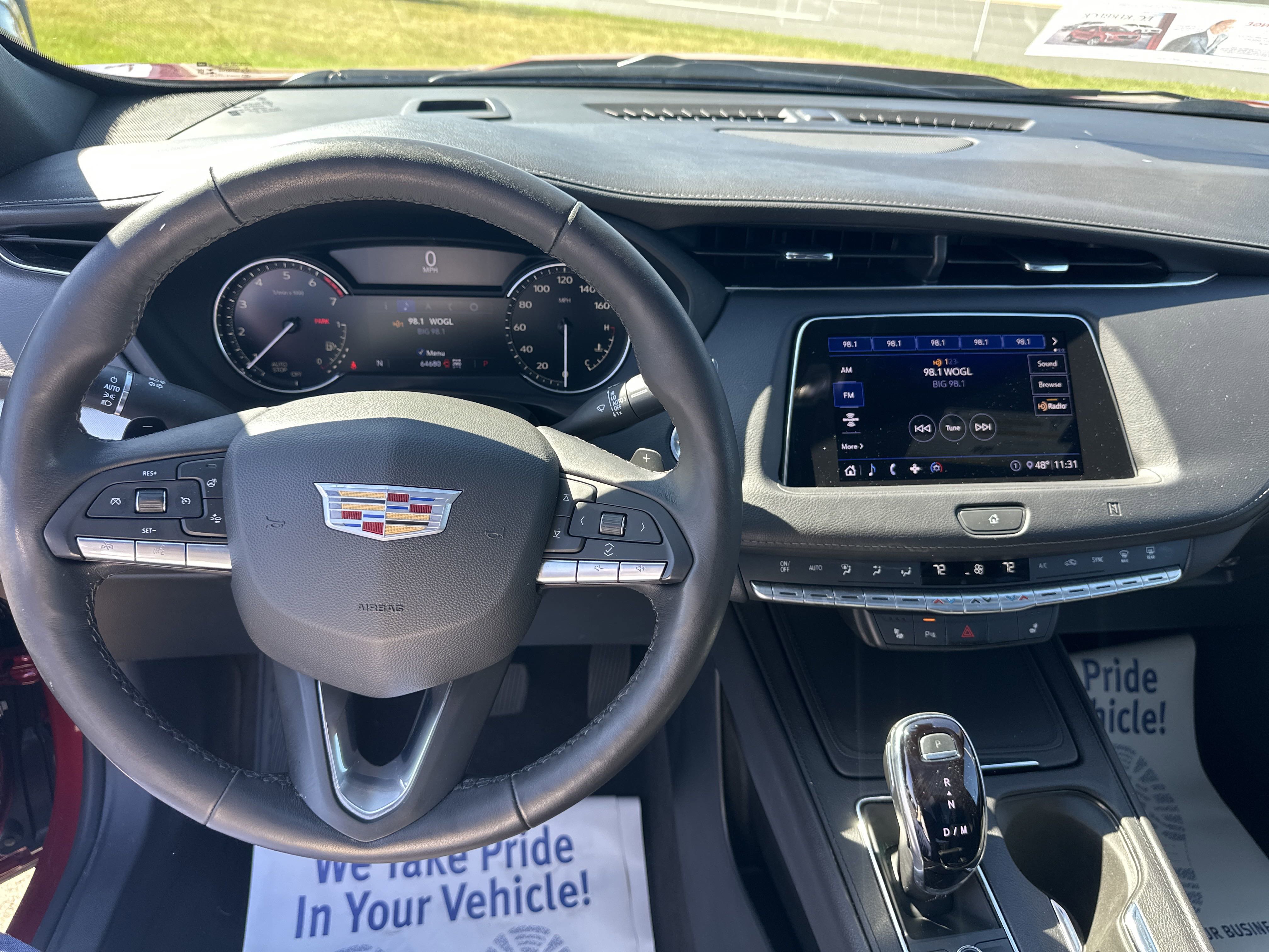 Used 2020 Cadillac XT4 Premium Luxury w/ Cold Weather Package image 25