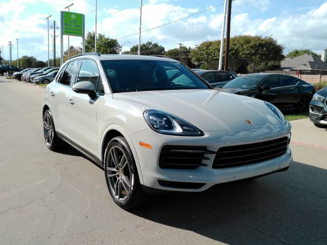 Used 2022 Porsche Cayenne S Platinum AWD/4WD image 4