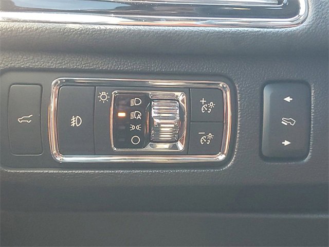 Used 2022 Lincoln Navigator Reserve image 17