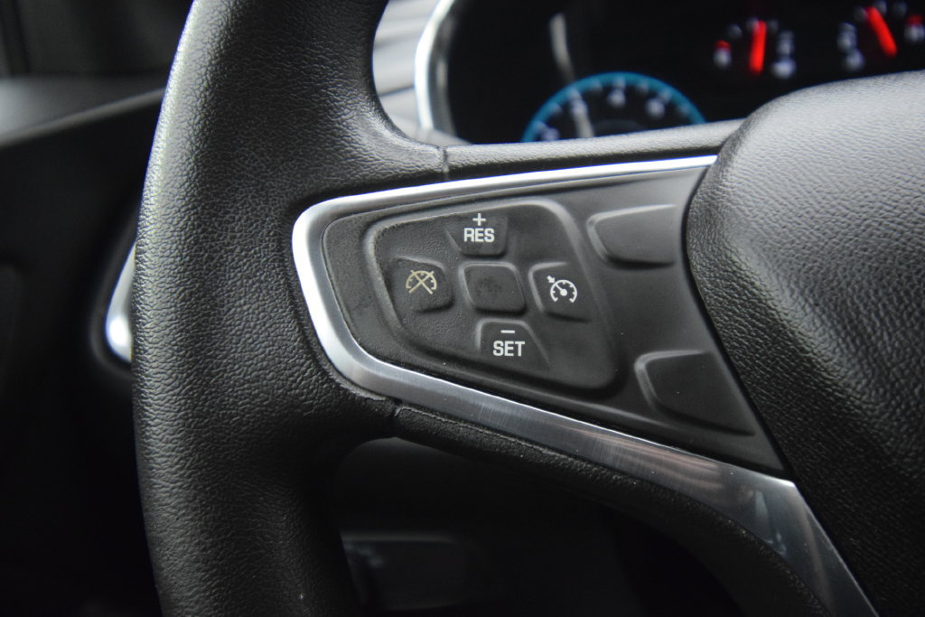 Used 2018 Chevrolet Equinox LT FWD image 28