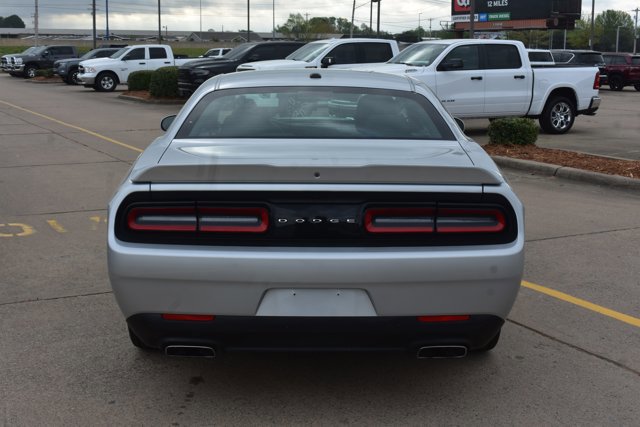 Used 2022 Dodge Challenger R/T image 6