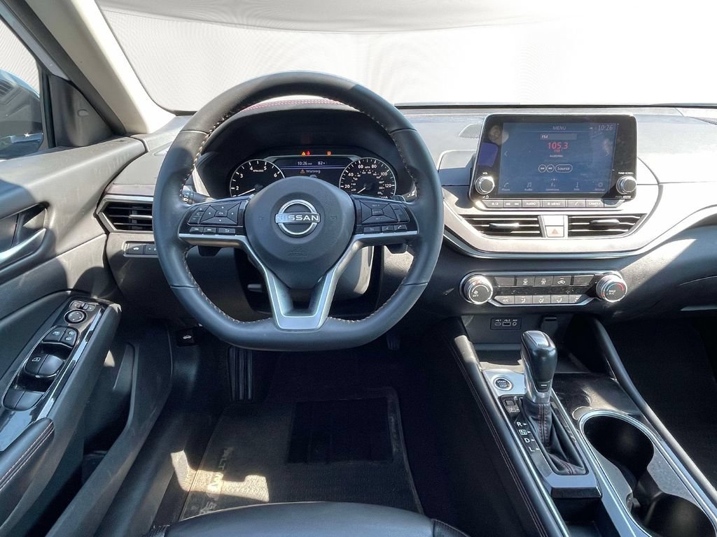 Used 2024 Nissan Altima 2.5 SR FWD image 12