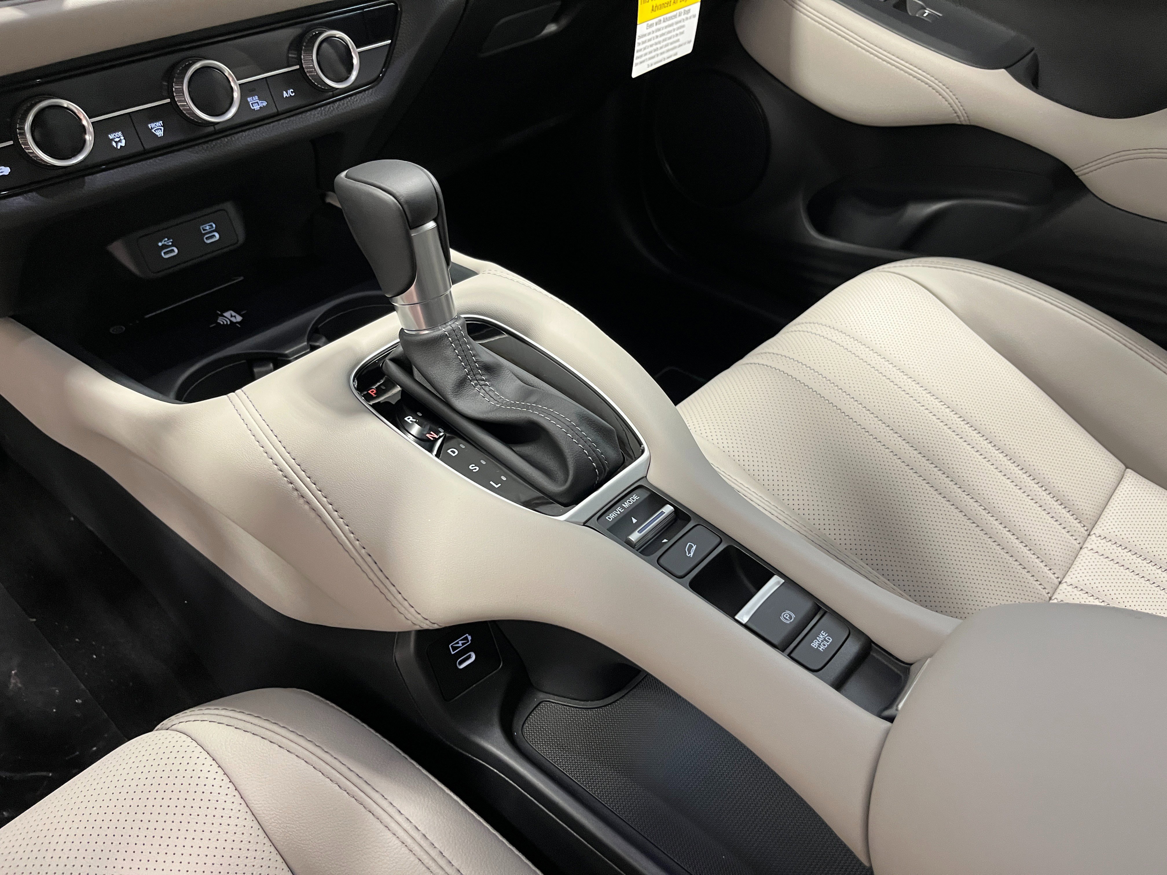 New 2026 Honda HR-V EX-L image 18