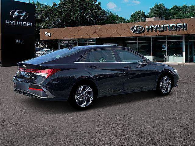 New 2026 Hyundai Elantra Limited FWD image 10