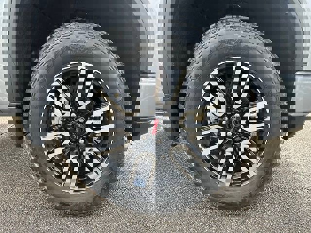 New 2026 GMC Sierra 1500 AT4 w/ Technology Package image 6