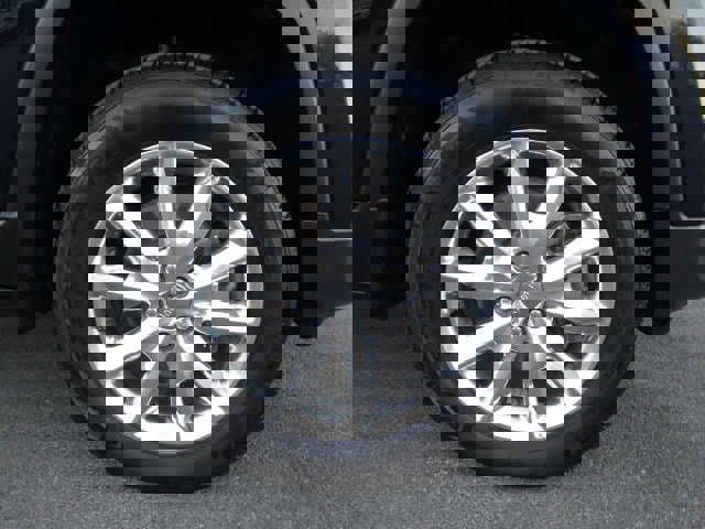 Used 2014 Jeep Cherokee Limited w/ Luxury Group image 8