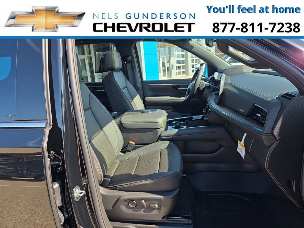 New 2026 Chevrolet Suburban High Country image 10