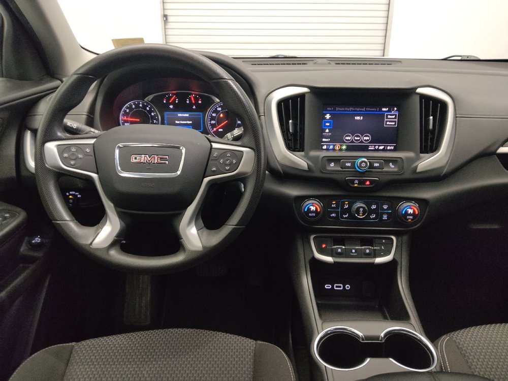 Used 2023 GMC Terrain SLE w/ Driver Convenience Package image 22