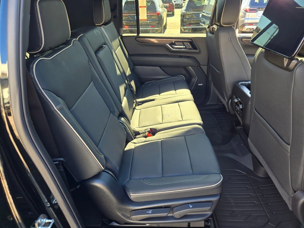 New 2027 GMC Yukon XL Elevation w/ Elevation Premium Package AWD/4WD image 21
