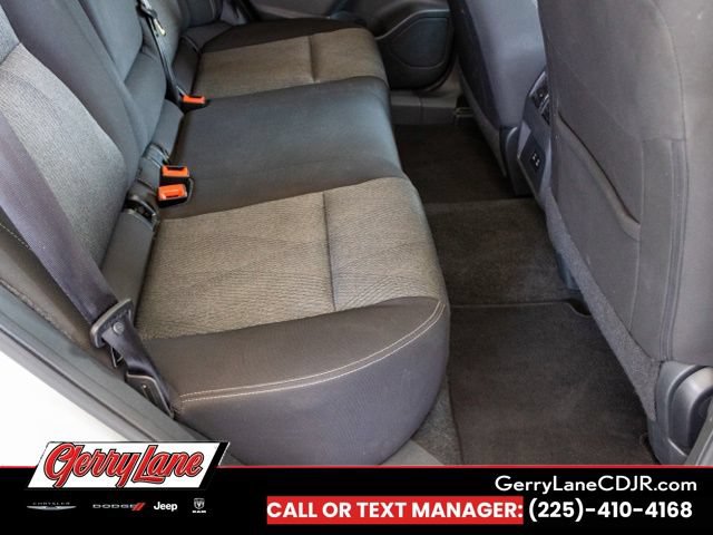 Used 2025 Nissan Rogue SV AWD/4WD image 16