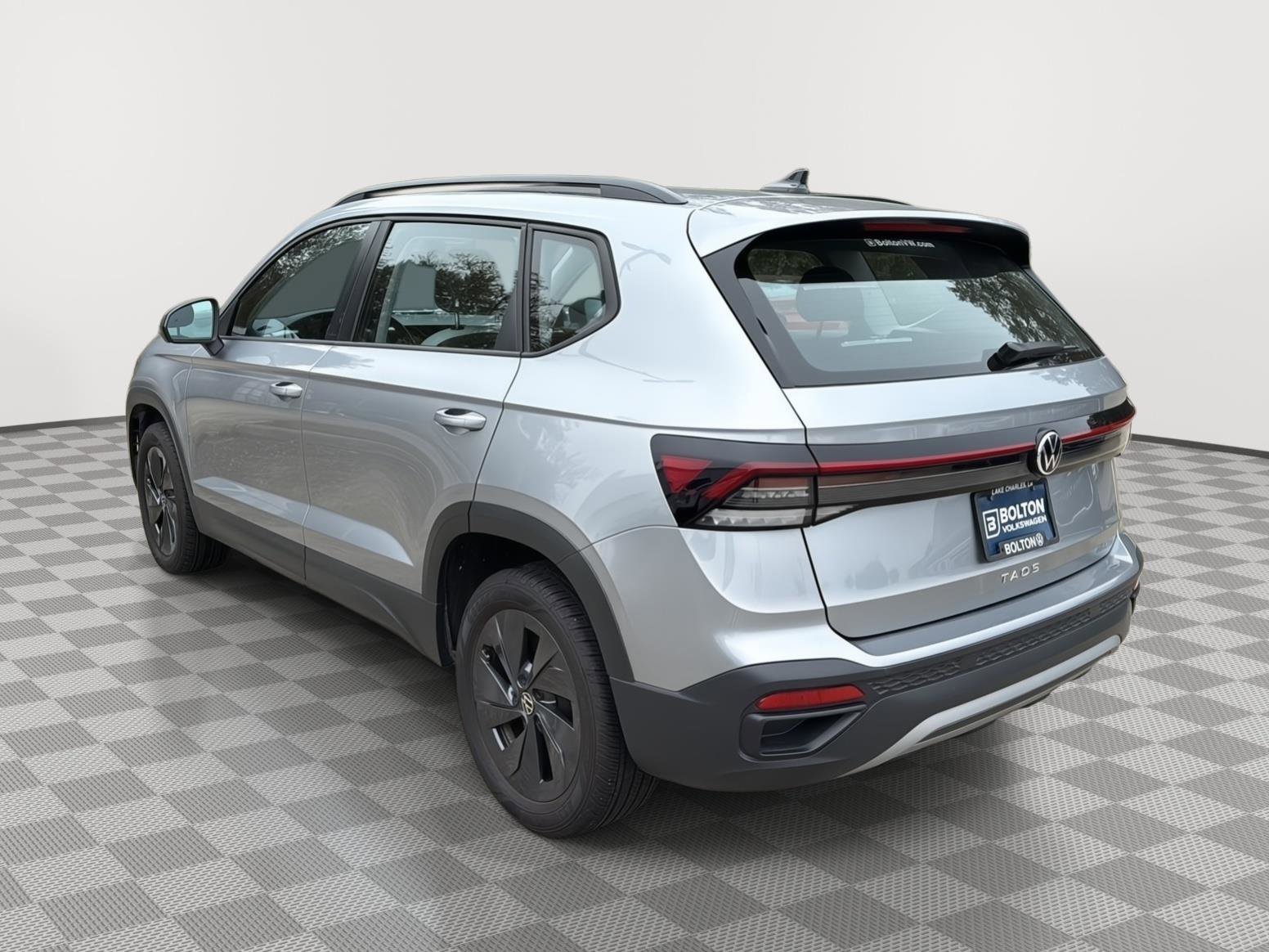 Certified 2025 Volkswagen Taos S w/ Taos MDO Package image 3