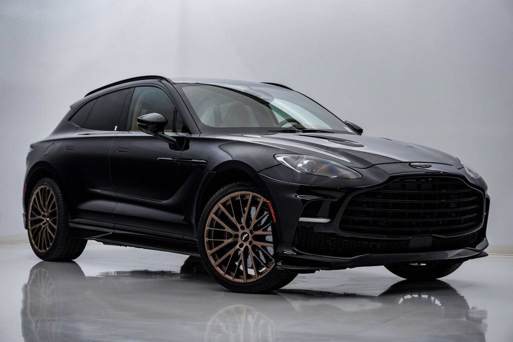 Used 2025 Aston Martin DBX 707