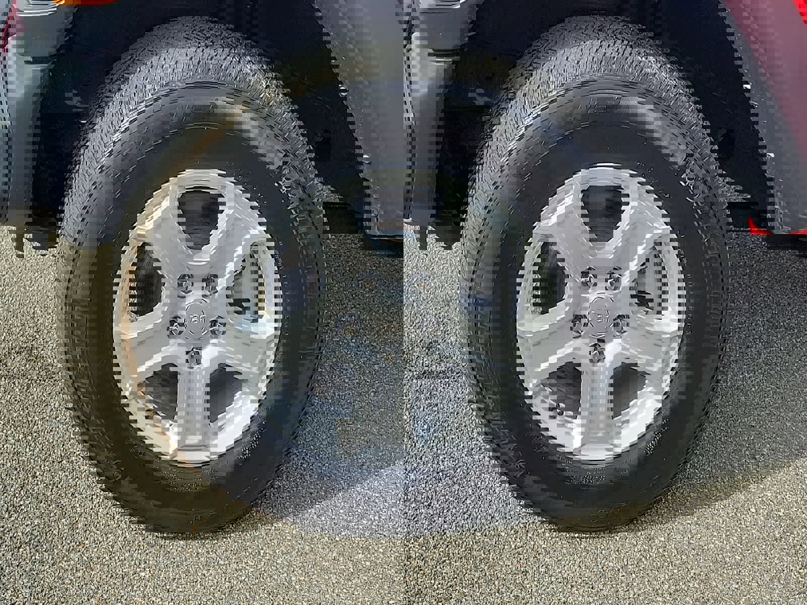 Used 2023 Jeep Wrangler Sport S image 10