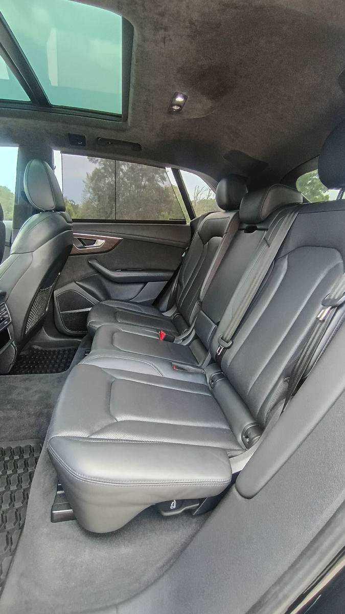 Used 2021 Audi Q8 Prestige AWD/4WD image 13