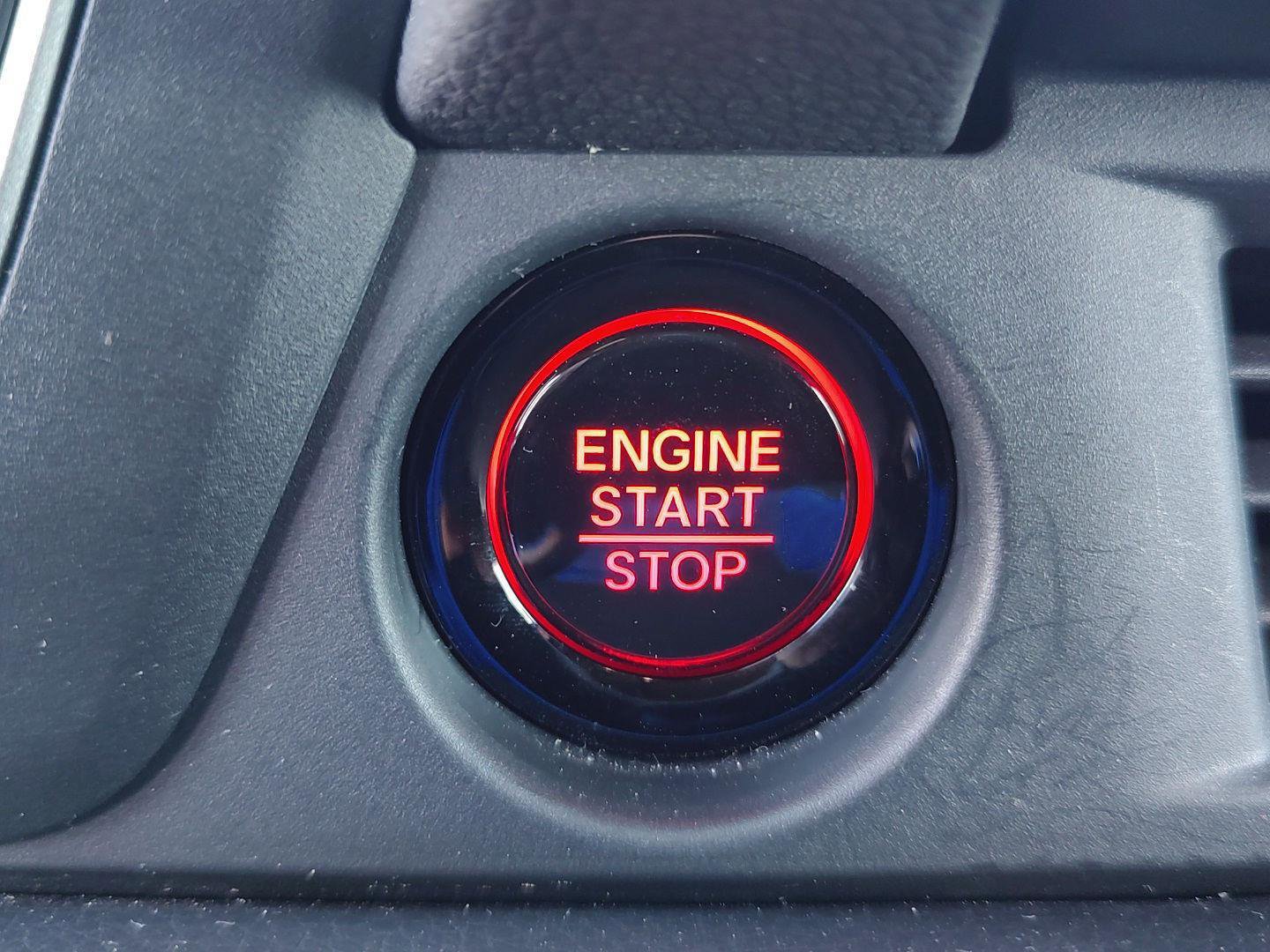 Used 2024 Honda Pilot Sport image 10