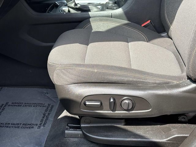 Certified 2021 Chevrolet Traverse LT FWD image 21