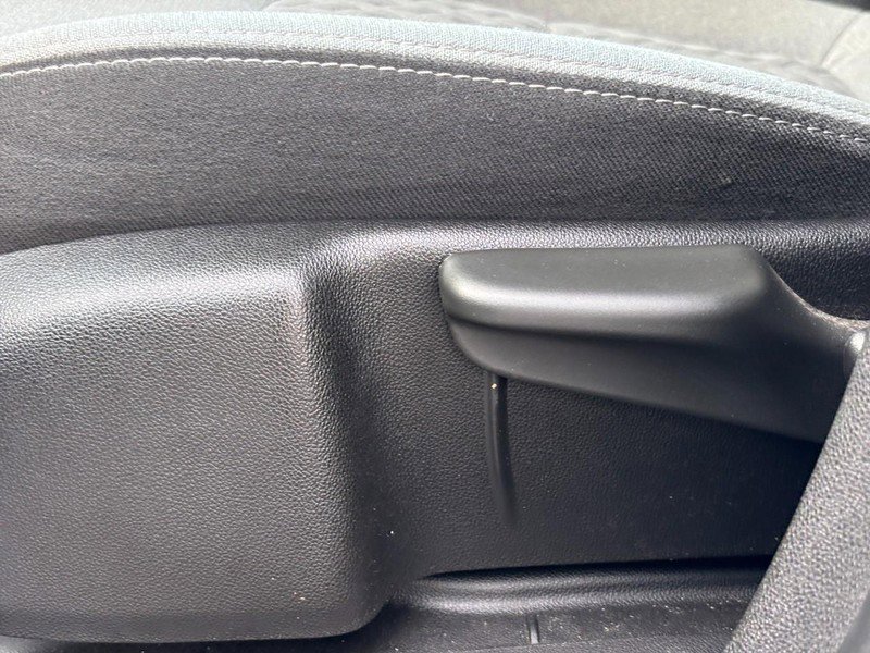 Used 2022 Chevrolet Equinox LS image 15