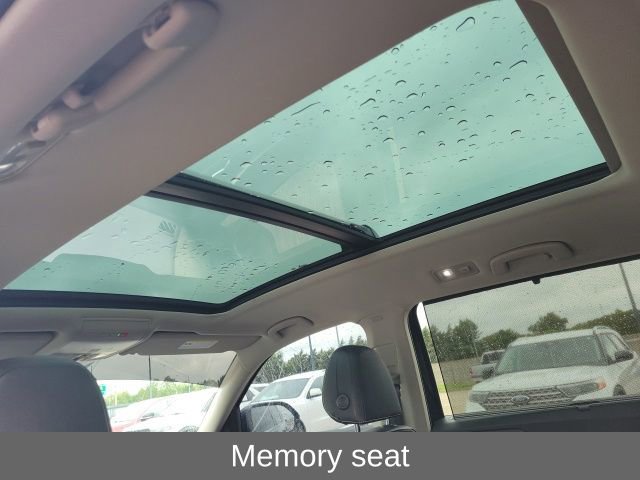 Used 2021 Volkswagen Atlas SEL w/ MDO Package (Bench Seat) image 5