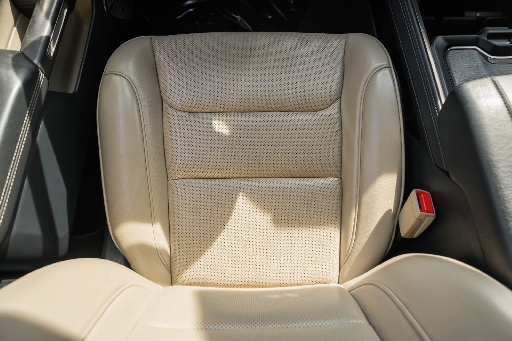 Certified 2019 RAM 1500 Limited AWD/4WD image 16